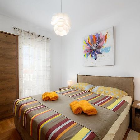 Apartment Ares 13 In Umag Center Bagian luar foto